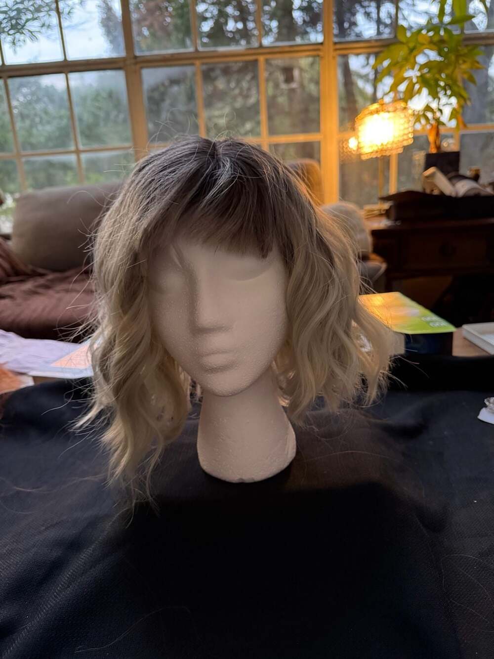 Synthetic Short Wavy Blonde Bob Wig with Bangs